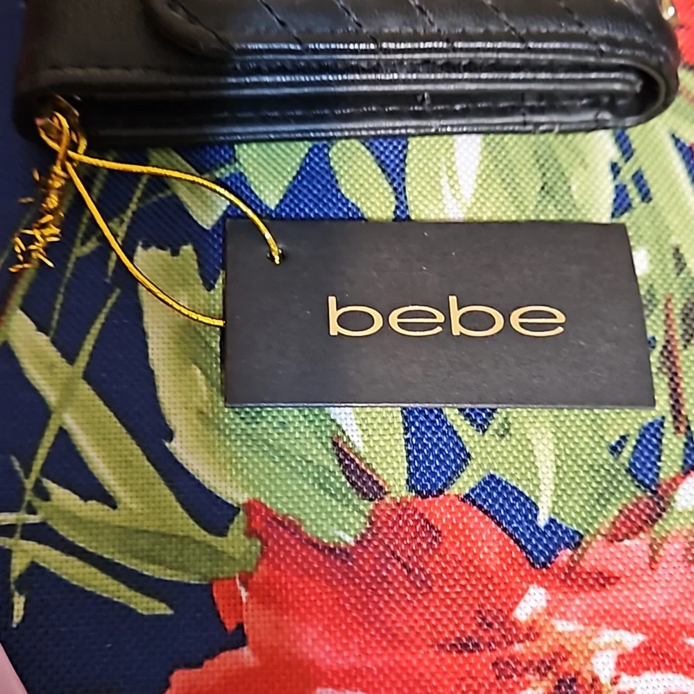 NWT bebe Black Wallet - Picture 6 of 7